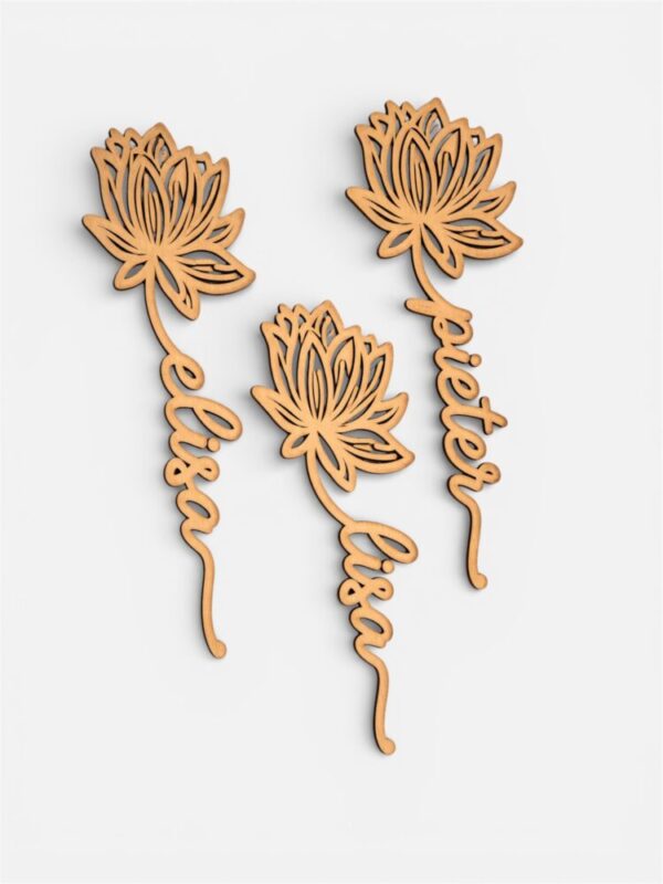 Gepersonaliseerde houten roos